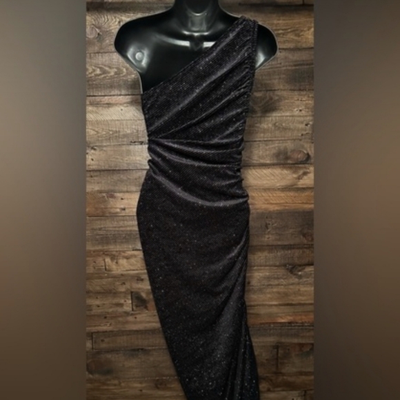 NWT! Elegant One-Shoulder BLACK AND SILVER SPARKLE Dress - Picture 8 of 10